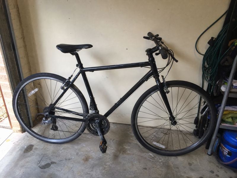 Giant Escape 3 hybrid bike