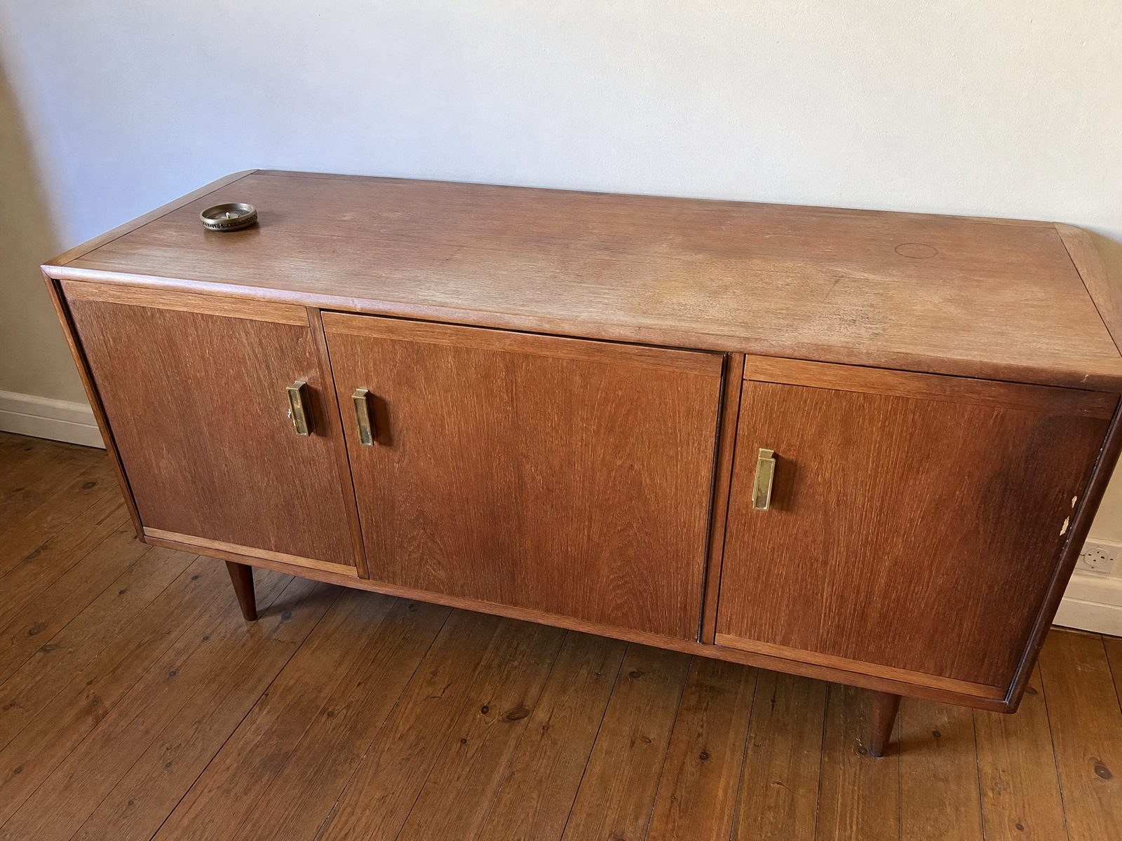 Vintage Tasmanian oak sideboard