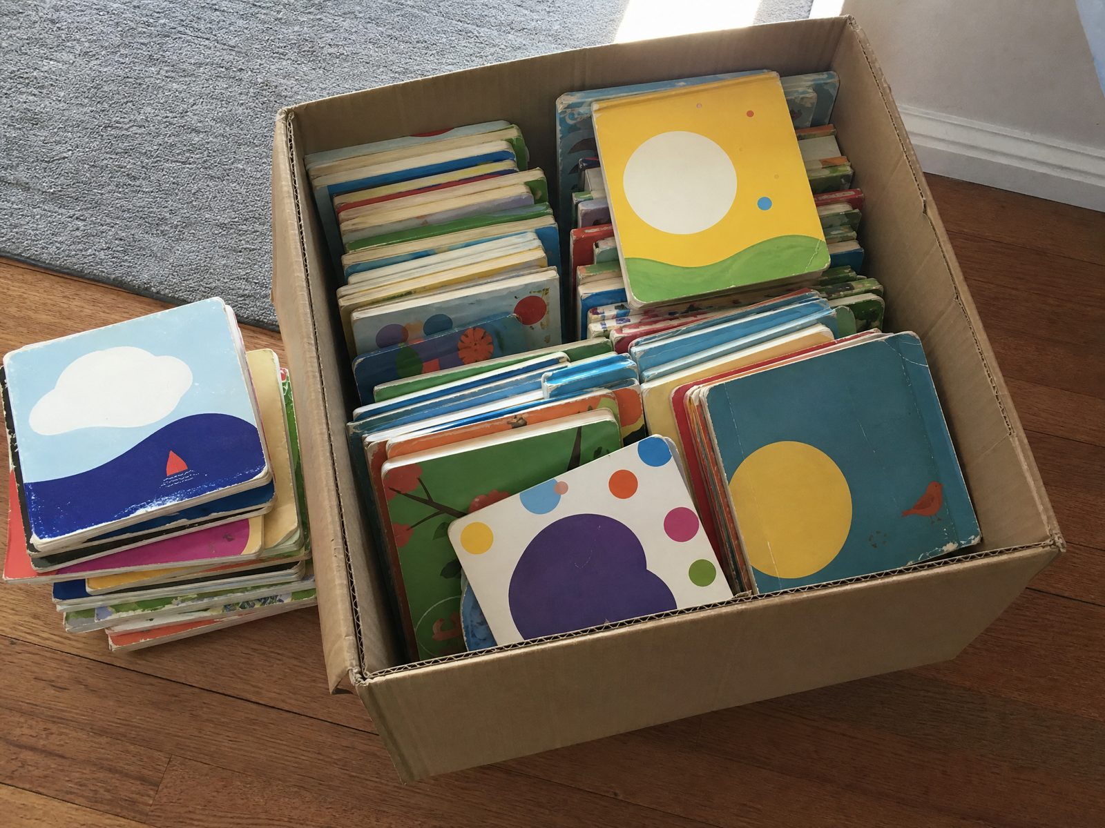 Children's picture books, 40 titles