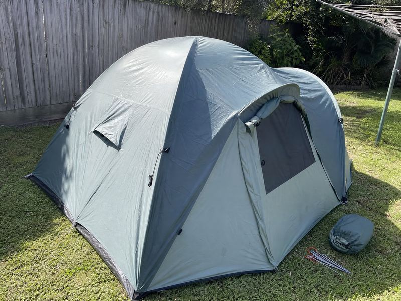 Camping tent, 4 person